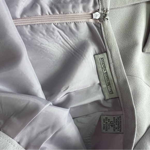 Elegant Lavender Women's Jacket with matching skirt. Amanda Smith Petites EUC - Picture 8 of 9